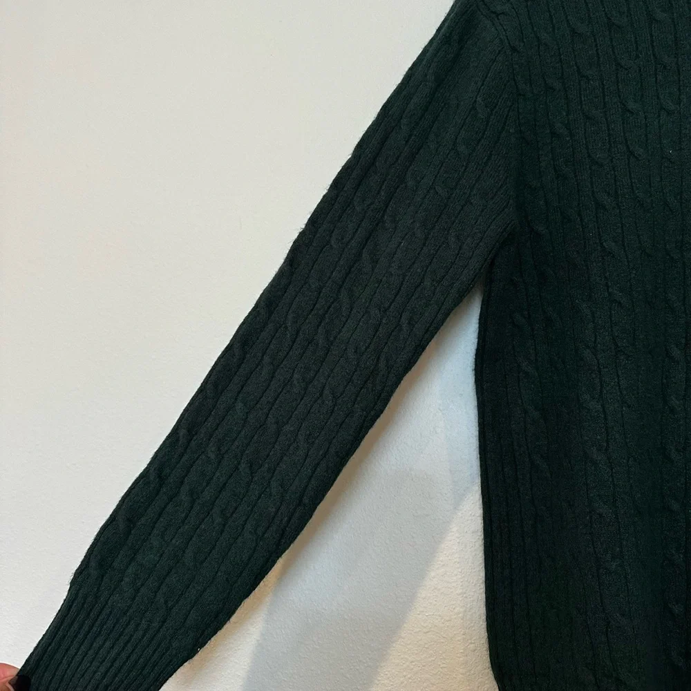NWT wool blend J.crew sweater in a dark green size small. Womens thin cable knit